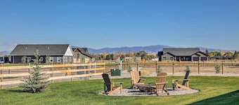 Tranquil Silverwood Estates < 1 Mile to River!
