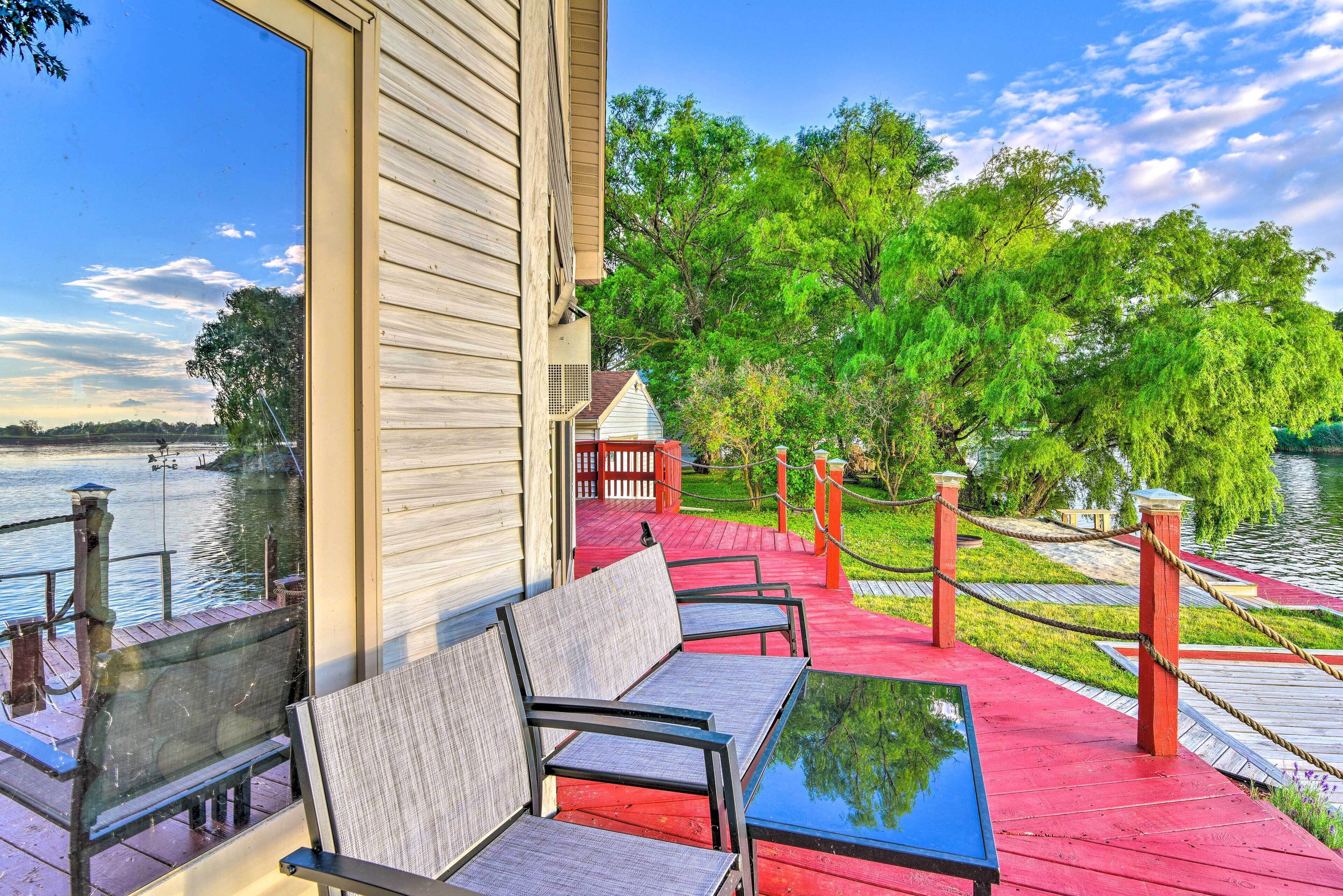 Waterfront Saginaw Bay Retreat w/ Boat Dock!