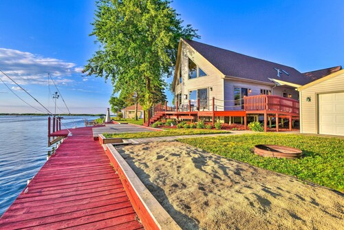 Waterfront Saginaw Bay Retreat w/ Grill & Yard!