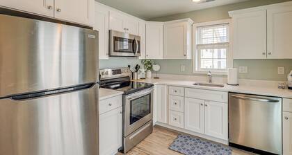 Wildwood Condo w/ Pool Access - Walk to Beach