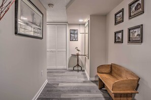Apartment (0 Bedroom) | Interior