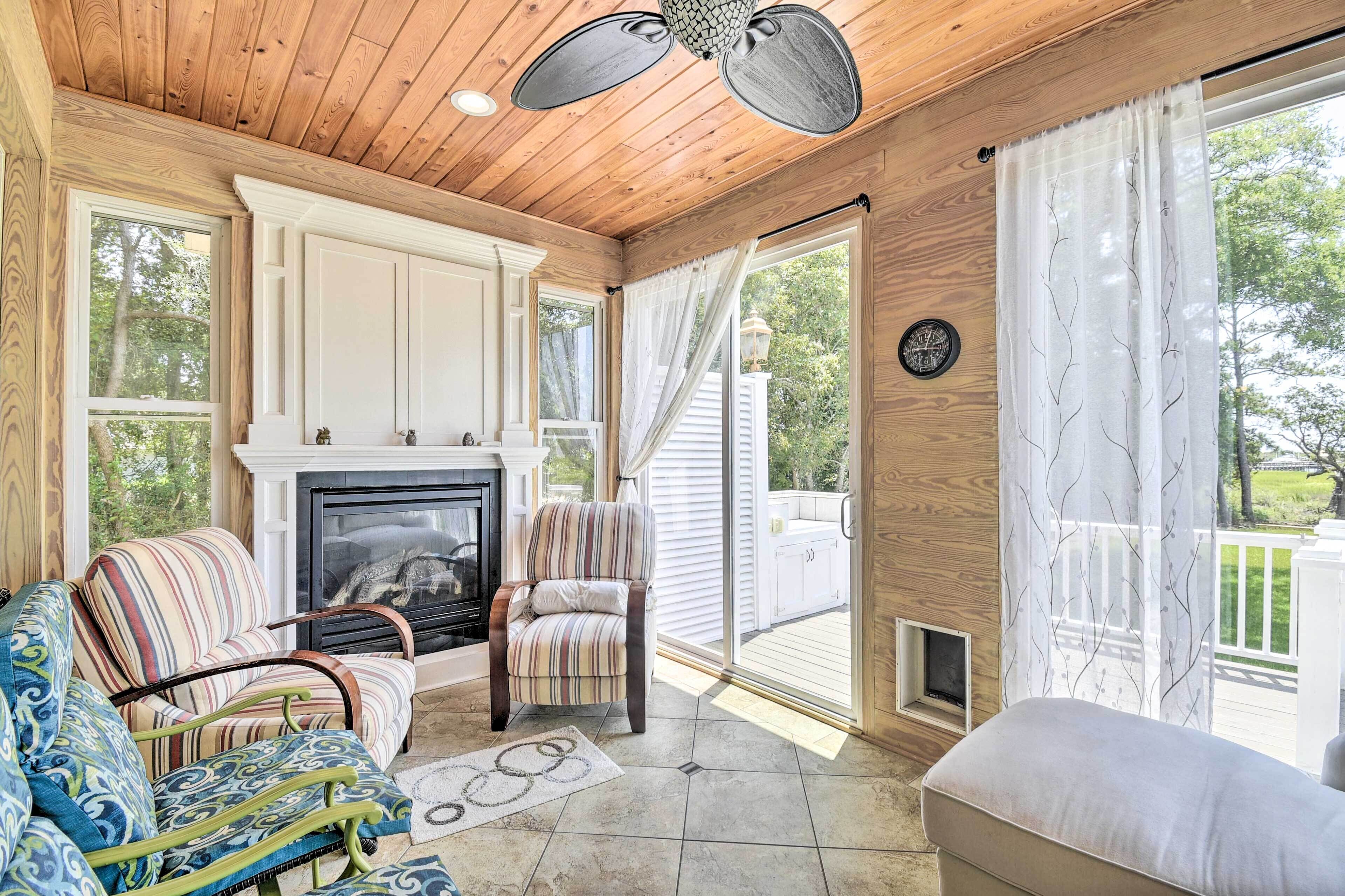 House (6 Bedrooms) | Interior