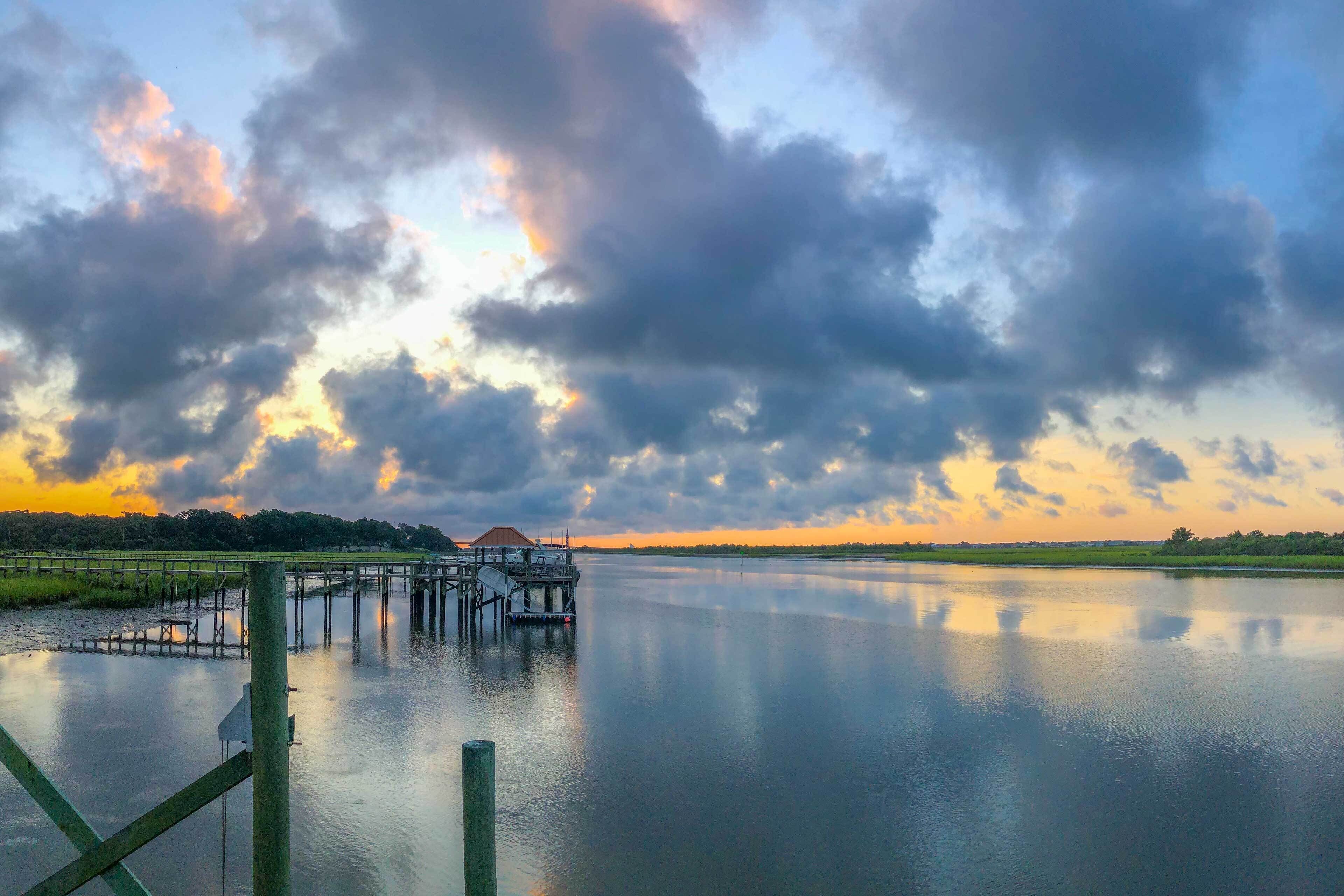 Sprawling Sunset Beach Escape: Dock, Fire Pit