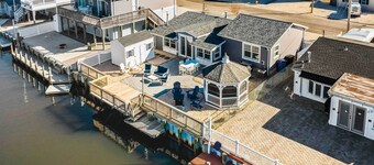 Waterfront Beach Haven West Home w/ Boat Dock