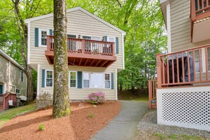 Interior - Laconia Home w/ Beach - 1/2 Mi to Weirs Beach (Laconia)
