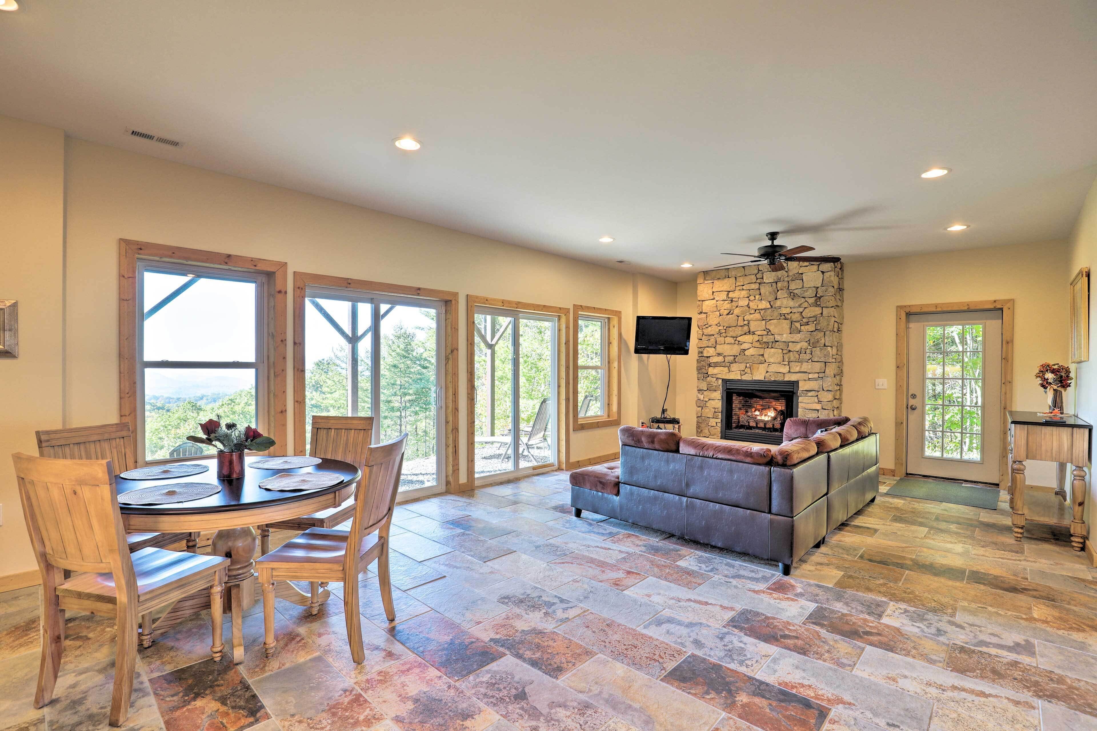 Casa (2 Bedrooms) | Interior