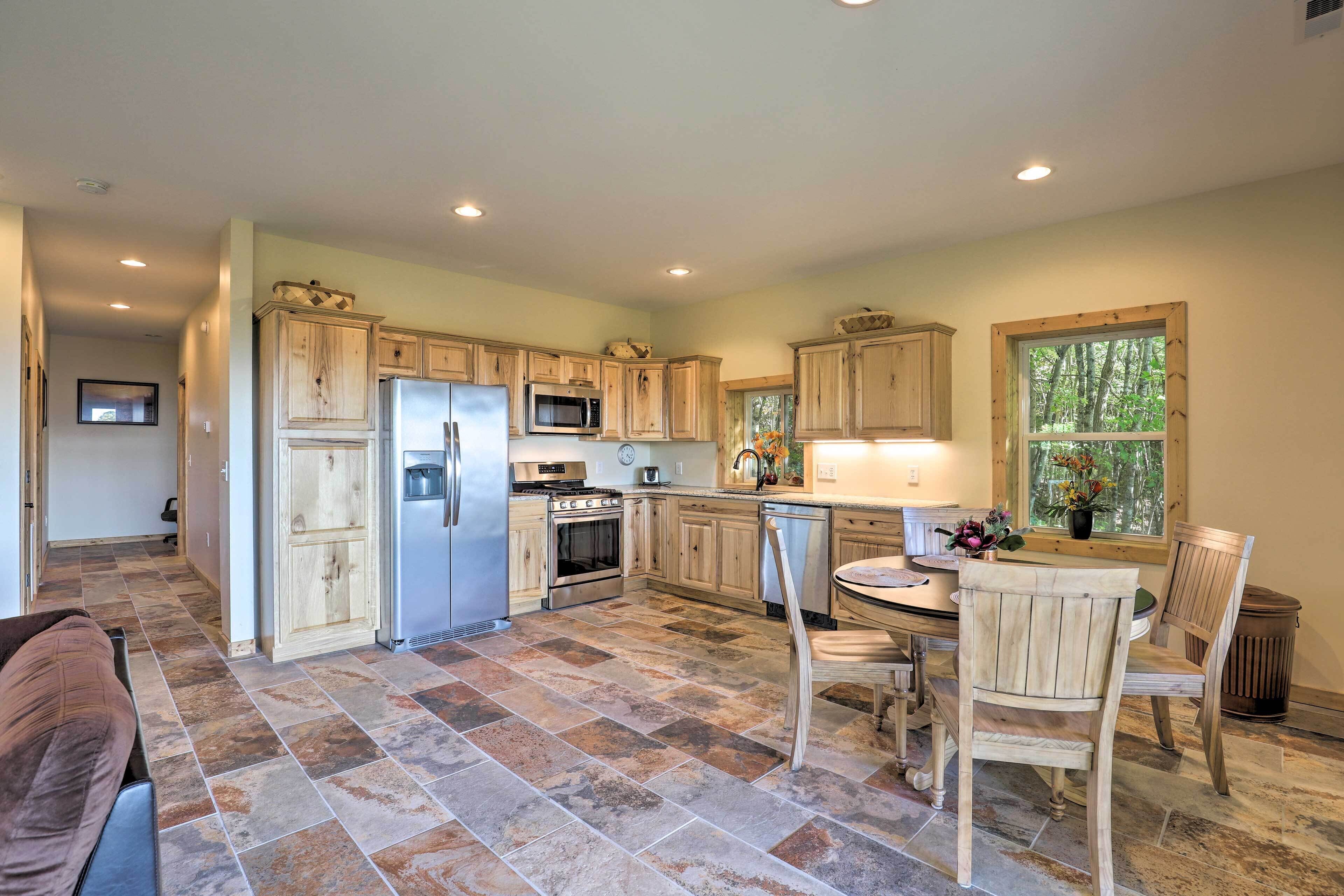 House (2 Bedrooms) | Interior