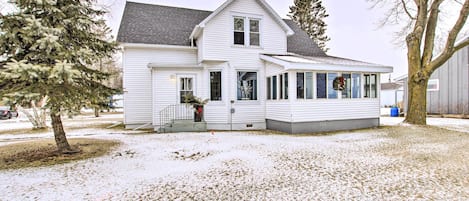 House (6 Bedrooms) | Front of property