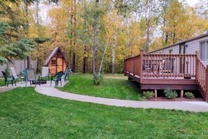 Outdoor dining - Wooded Mcgrath Home w/ Sauna Near Soo Line Trail! (Mc Grath)