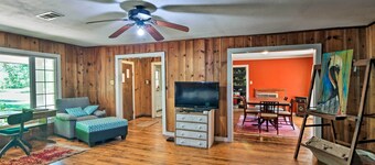 Secluded Baton Rouge Area Hideaway w/ Lawn!