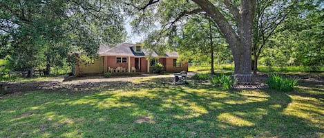 House (3 Bedrooms) | Front of property