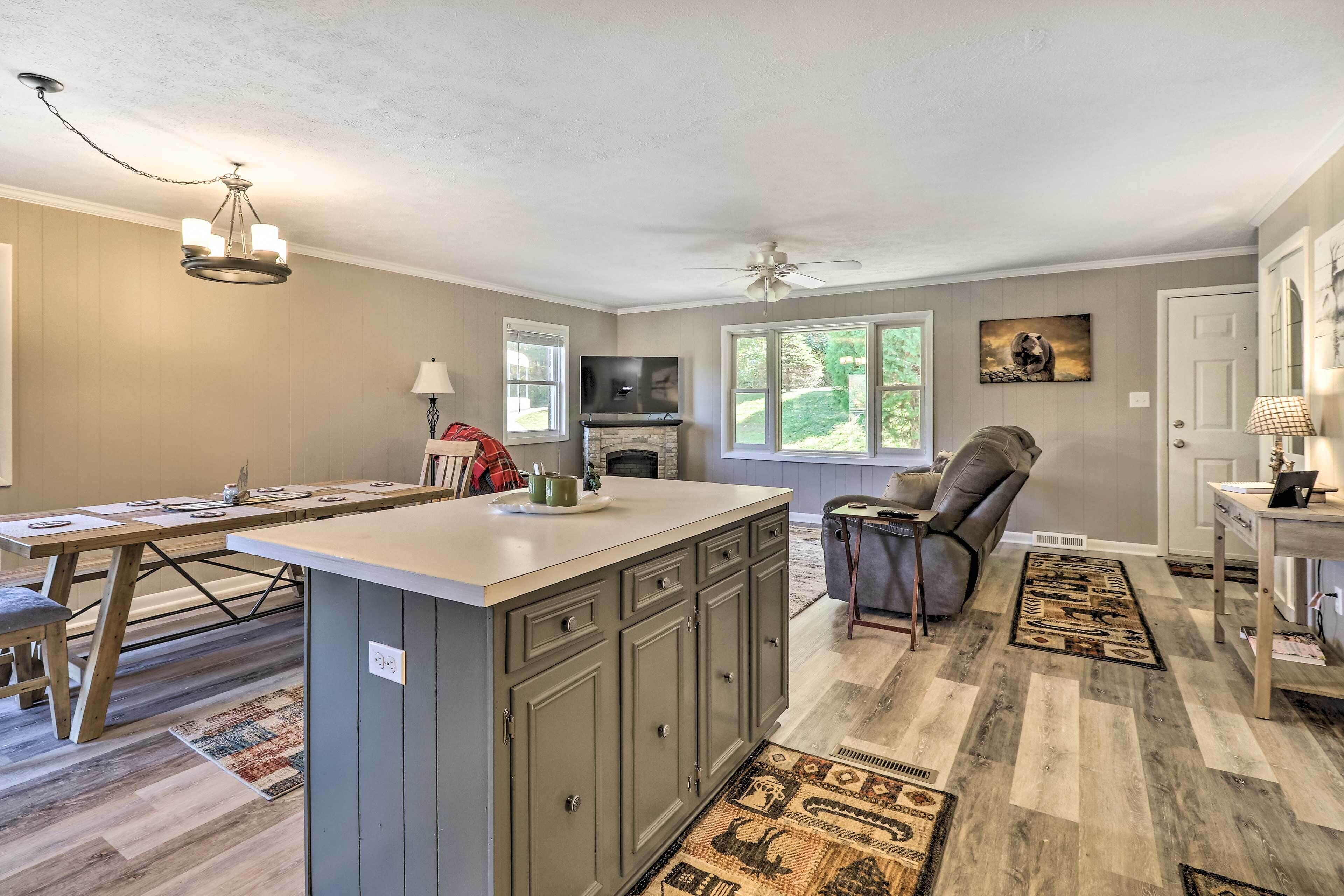 House (3 Bedrooms) | Interior