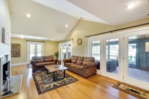 Cottage (3 Bedrooms) | Interior