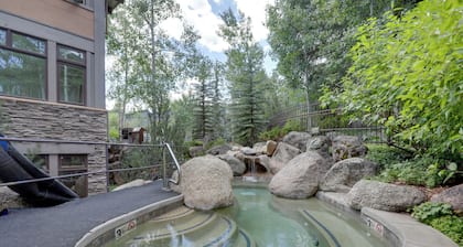 Snowmass Village Retreat Close to Slopes & Trails!
