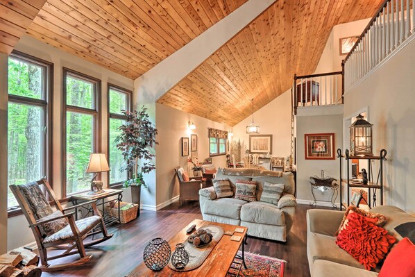 House (3 Bedrooms) | Interior