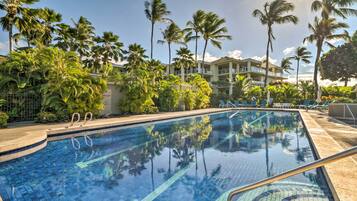 Apartment (2 Bedrooms) | Pool | Outdoor pool