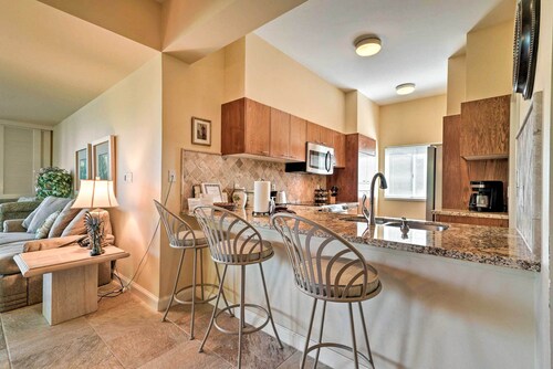 Waikoloa Village Condo w/ Pool & Golf Course Views