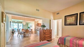 Apartment (2 Bedrooms) | Interior - Waikoloa Village Condo w/ Pool & Golf Course Views (Waikoloa)