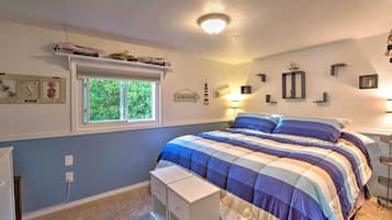 3 bedrooms, free cots/infant beds, bed sheets
