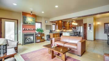Rumah (4 Bedrooms) | Interior