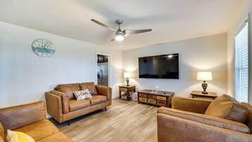 House (5 Bedrooms) | Interior