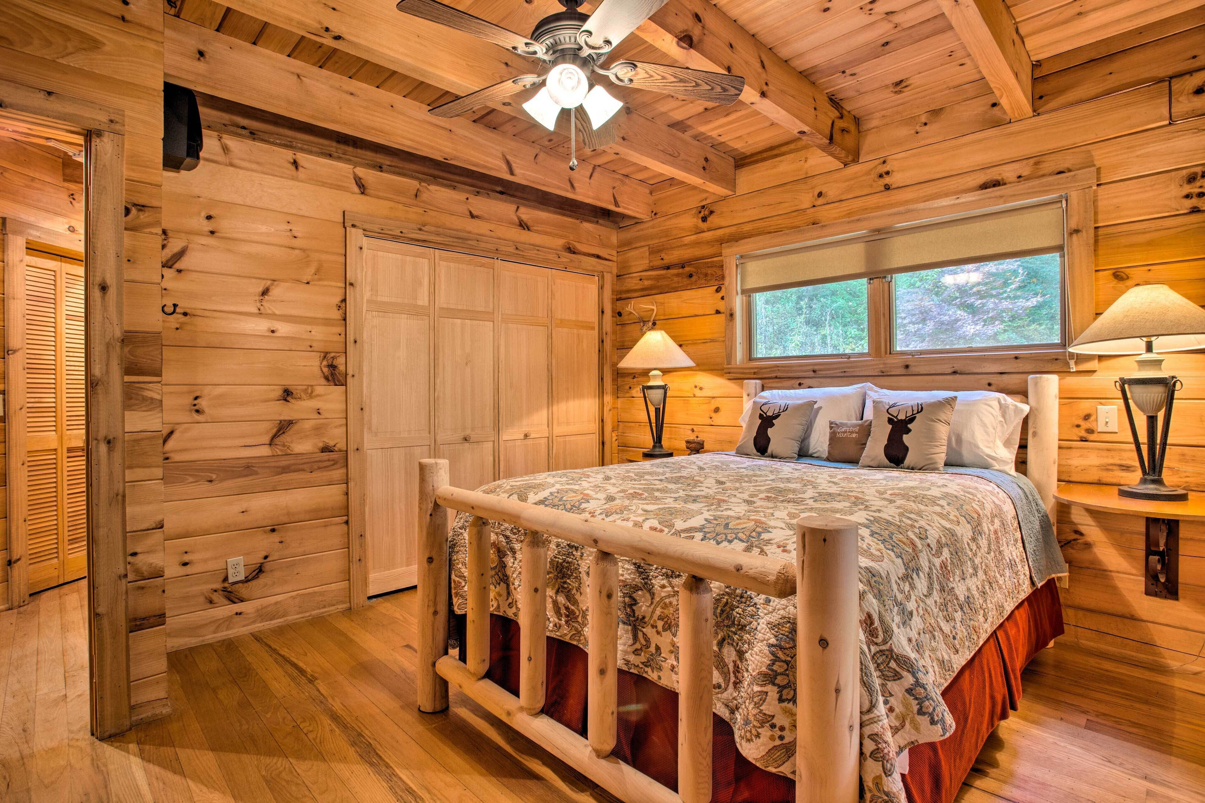 Storybook Bryson City Cabin on Stream w/ Hot Tub!