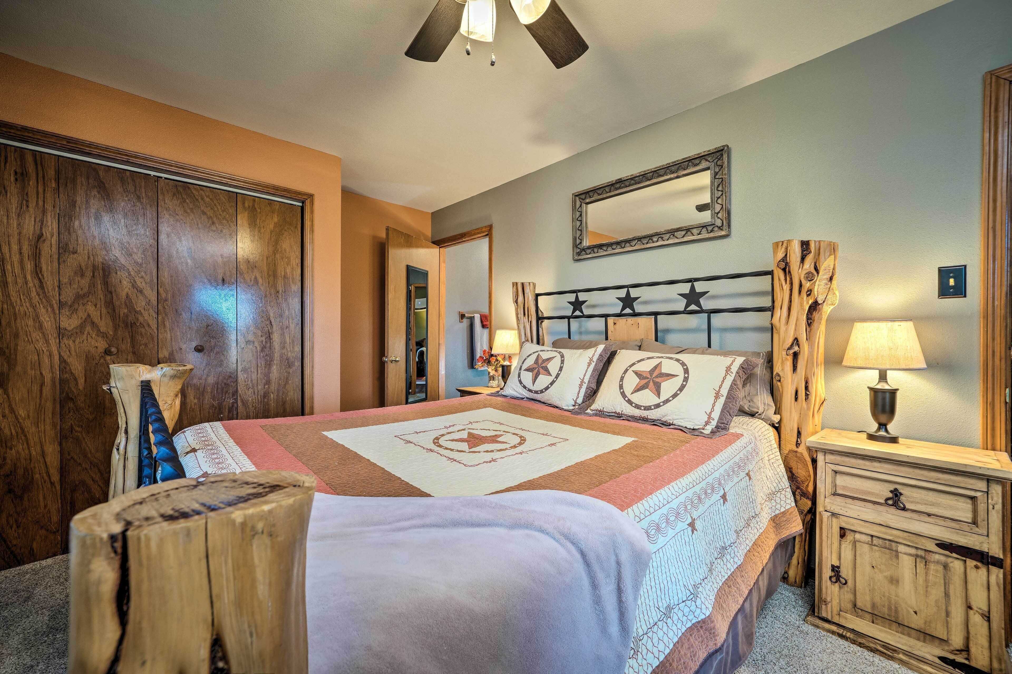 Serene Nashoba Cabin w/ Charcoal & Gas Grills