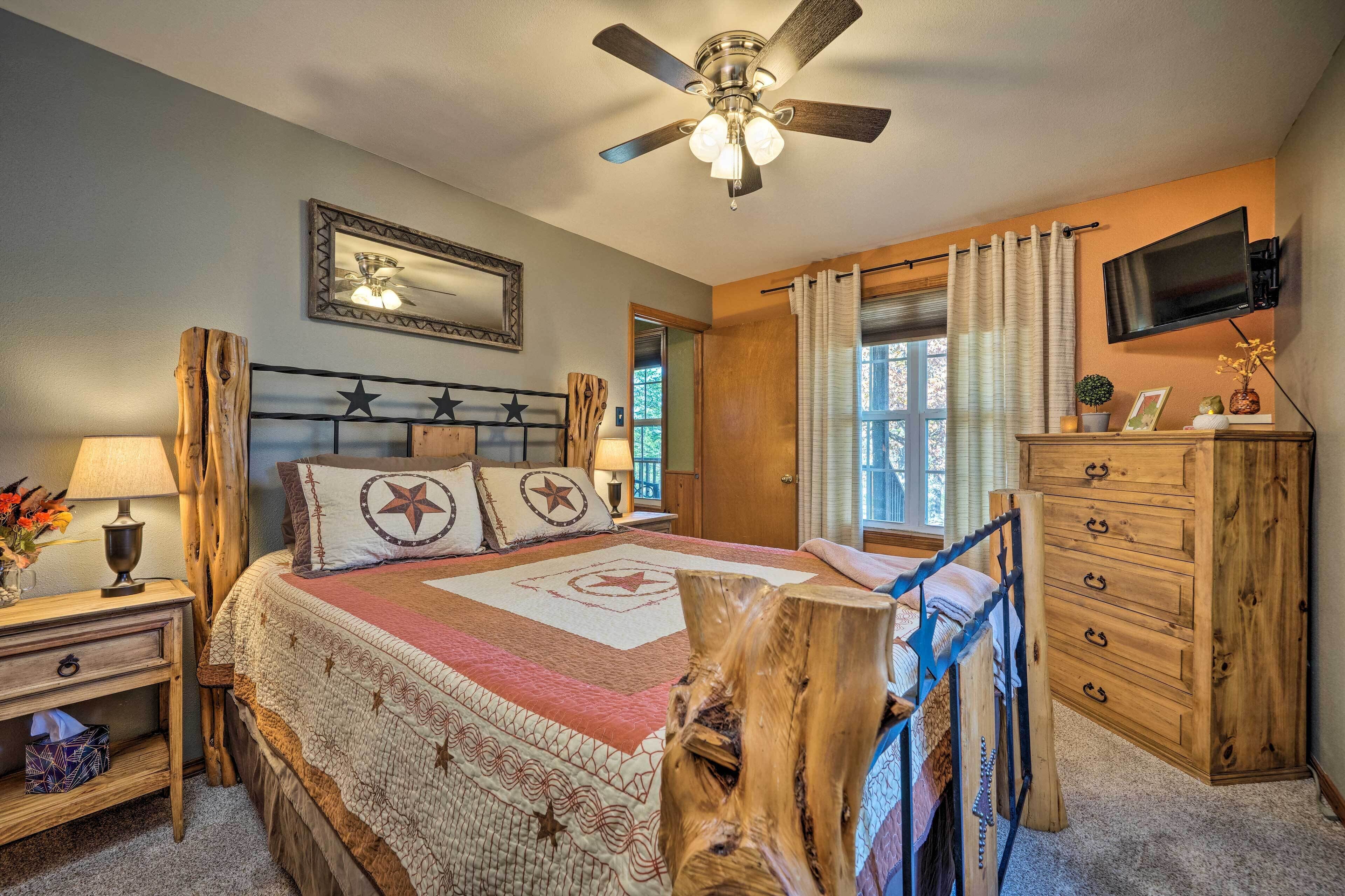 Serene Nashoba Cabin w/ Charcoal & Gas Grills