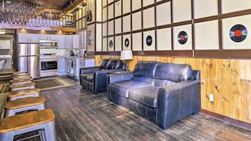 House (1 Bedroom) | Interior