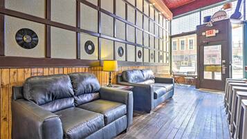 House (1 Bedroom) | Interior