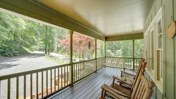 Cottage (2 Bedrooms) | Interior