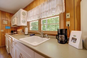 Cottage (2 Bedrooms) | Interior