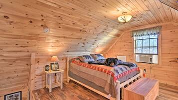 House (1 Bedroom) | Interior