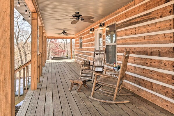 House (1 Bedroom) | Interior - Quiet & Secluded Berea Cabin on 70-acre Farm! (Berea)