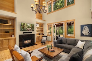 Interior - Hot Tub & Heated Patio! Suncadia Ski Getaway (Cle Elum)