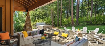 Hot Tub & Game Room: Home in Cle Elum