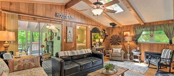 Smoky Mountain Cottage w/ Lanai & Mtn Views