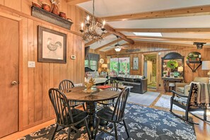 Cottage (2 Bedrooms) | Interior