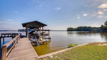 House (3 Bedrooms) | Front of property