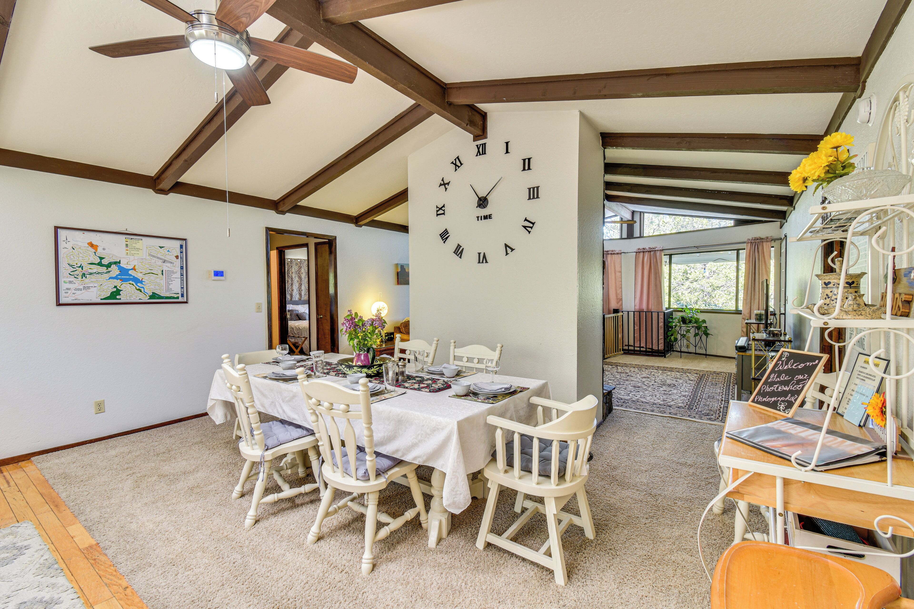 House (5 Bedrooms) | Interior