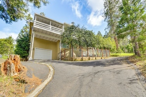 House (5 Bedrooms) | Interior - Peaceful Groveland Home w/ Deck + Fire Pit! (Groveland)