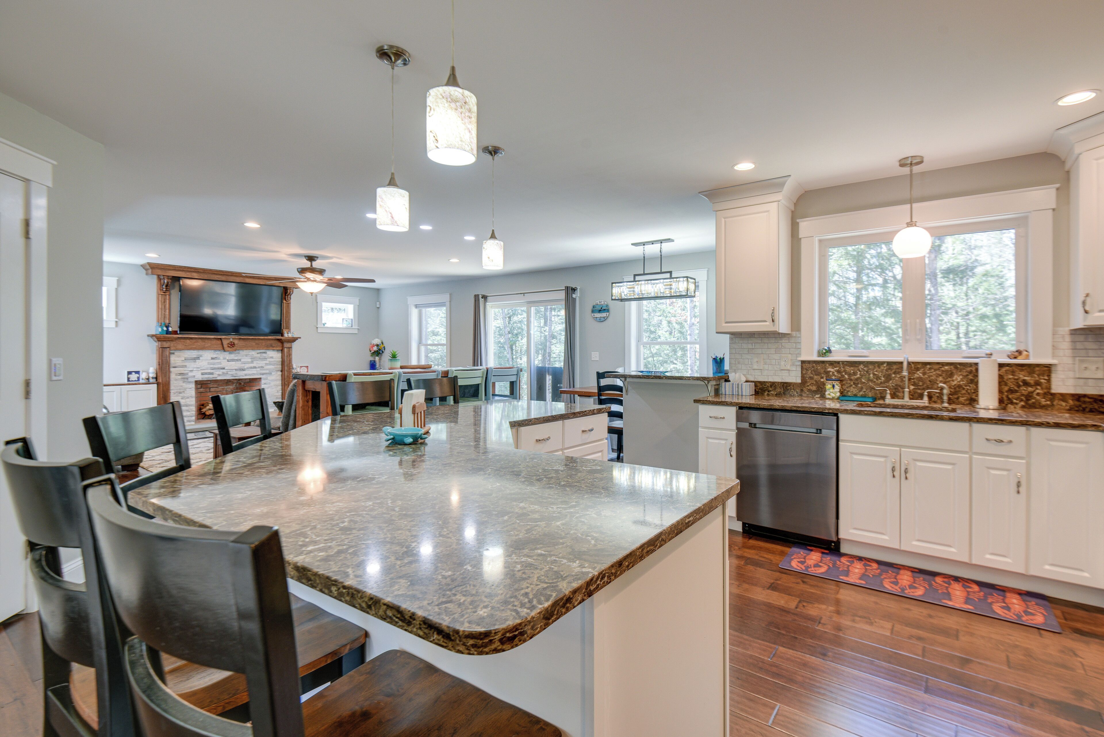 المنشأة من الداخل