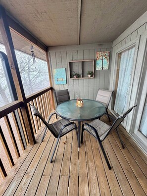Enjoy some take out BBQ on a cool summer night on the deck.