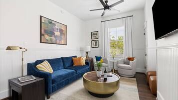 تلفزيون ذكي، كُتُب