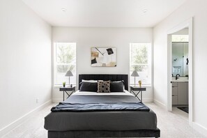 3 chambres, bureau, fer et planche à repasser, Wi-Fi gratuit