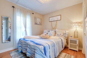 Cottage (2 Bedrooms) | Interior