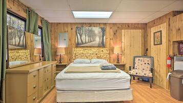 Apartment (0 Bedroom) | Interior