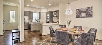 3-story Home Near Museums, Nightlife & Downtown!