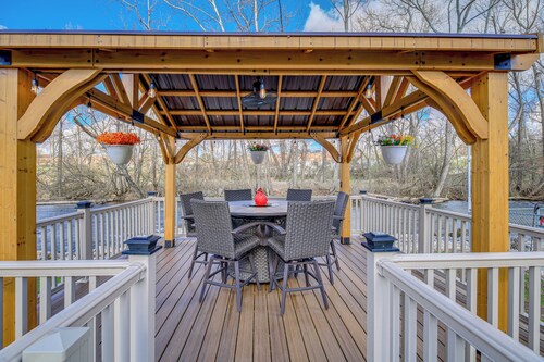 Bristol Retreat w/ Creek Access: 2 Mi to Dtwn