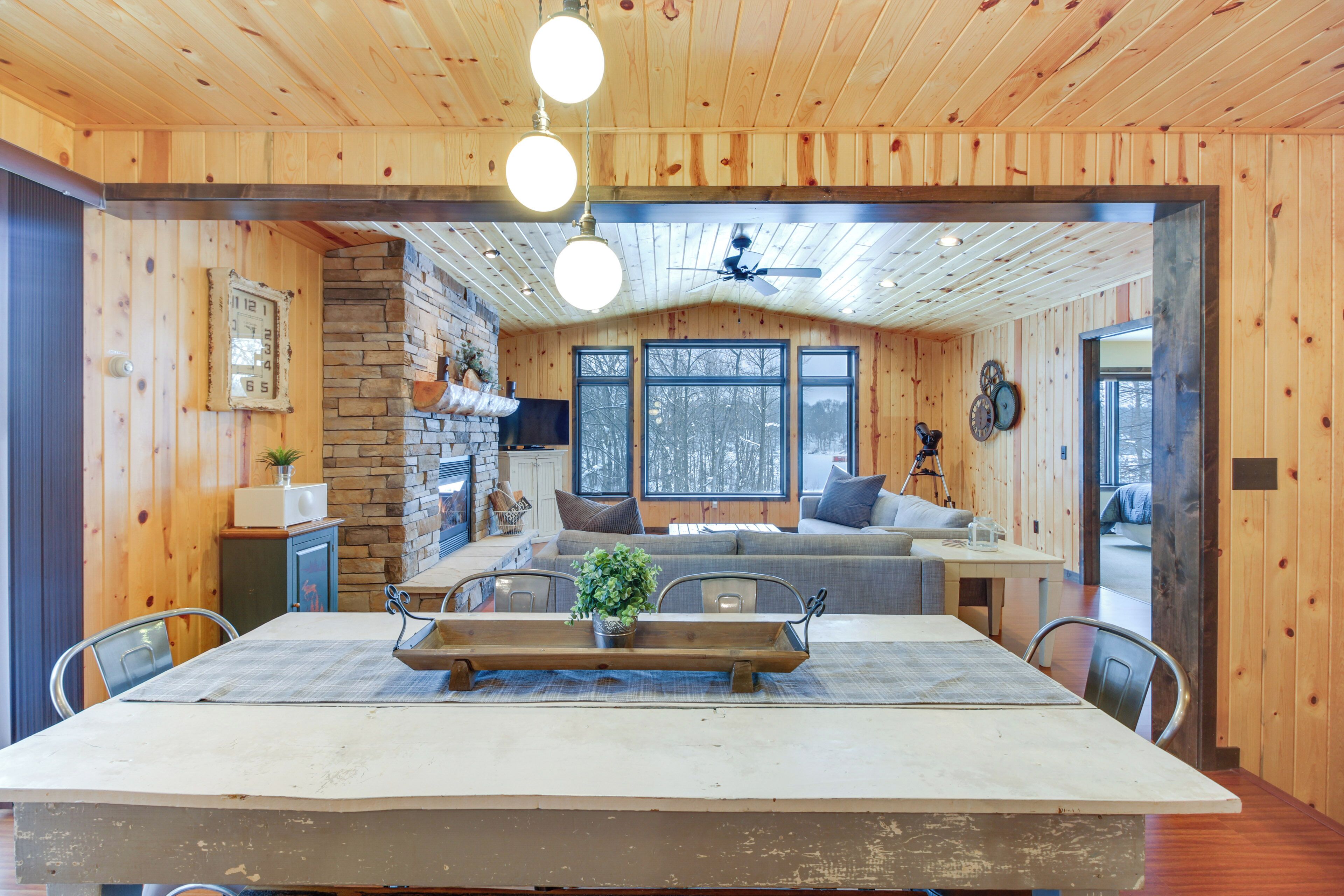 House (4 Bedrooms) | Interior